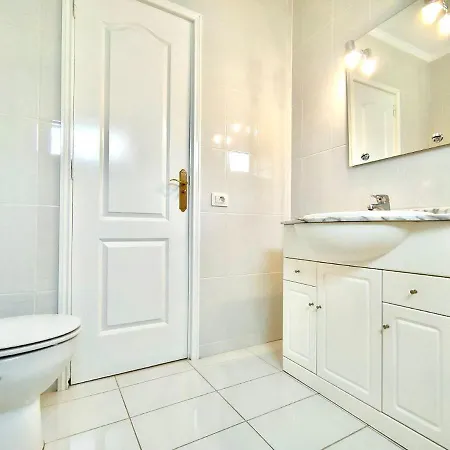 Apartamento 2 Dormitorios Solo Adultos, Freewifi, Cerca Al Mar Y A Playa De Americas, En Tenerife Sur Lägenhet