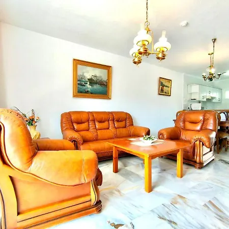 Apartamento 2 Dormitorios Solo Adultos, Freewifi, Cerca Al Mar Y A Playa De Americas, En Tenerife Sur *