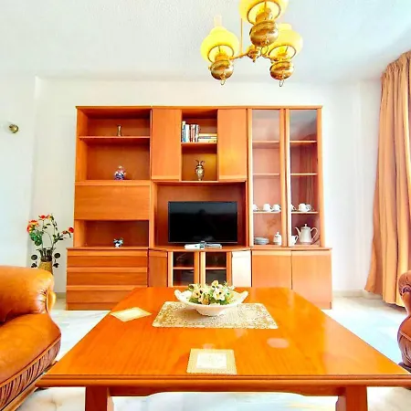 Apartamento 2 Dormitorios Solo Adultos, Freewifi, Cerca Al Mar Y A Playa De Americas, En Tenerife Sur