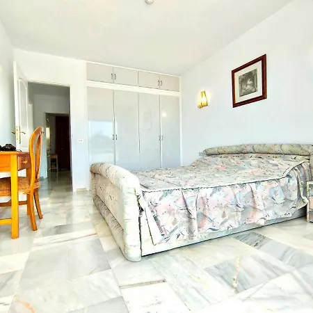 Apartamento 2 Dormitorios Solo Adultos, Freewifi, Cerca Al Mar Y A Playa De Americas, En Tenerife Sur *
